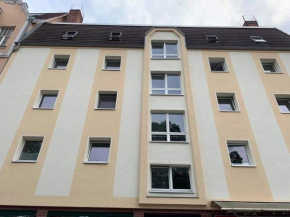 TOP LAGE 2 Zimmerwohnung mit Balkon und bester Aussicht in OG 2 links, Rostock